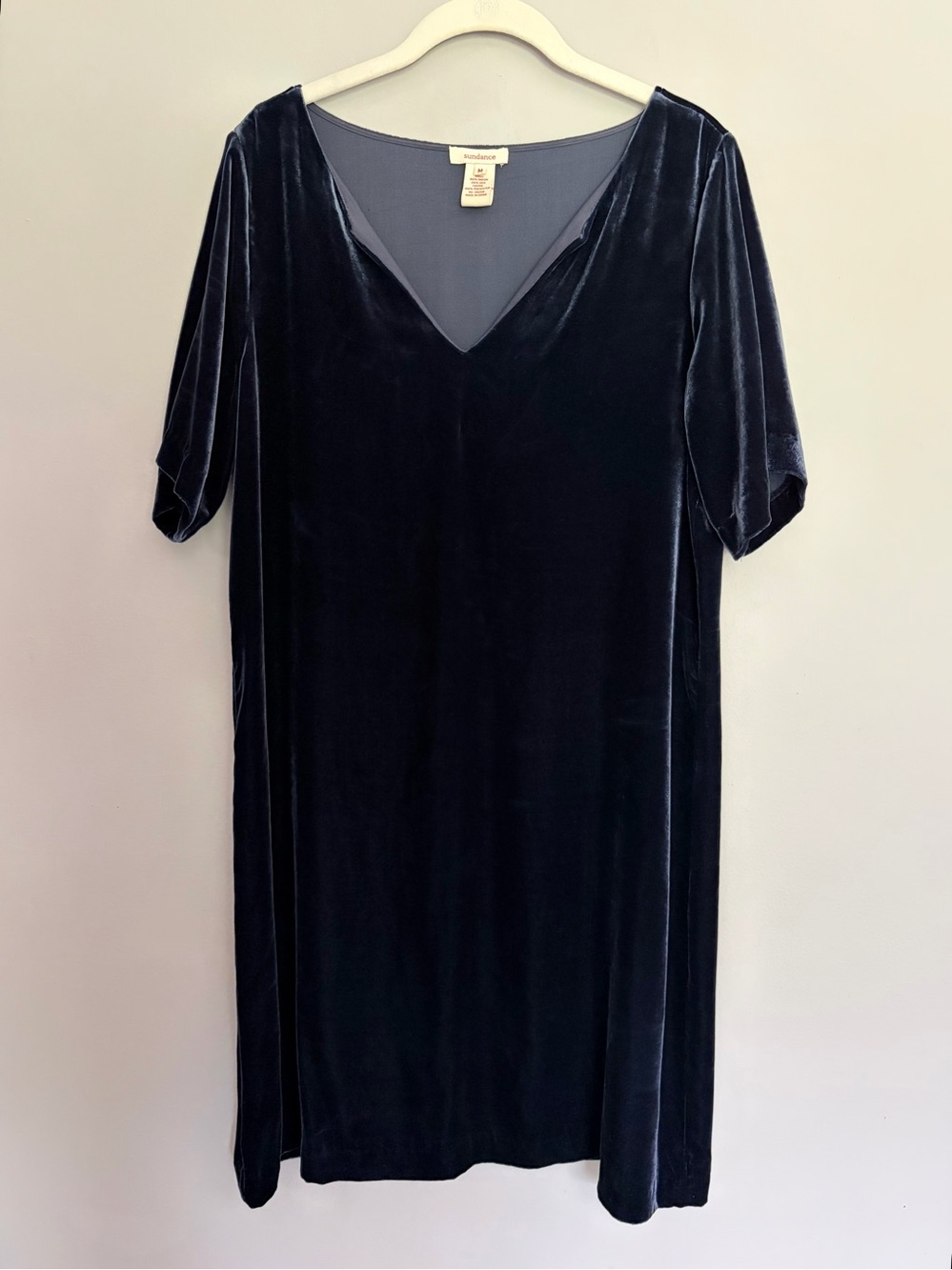 Sundance Olivia Velvet Mini Dress Women’s Size M Midnight Blue Shift Velour